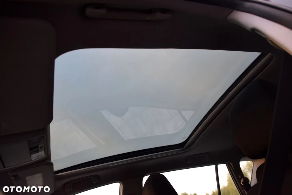 Toyota Verso 1.8 Sol - 19