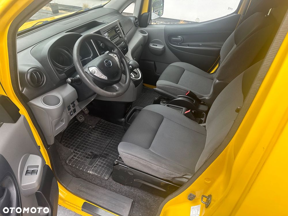 Nissan E-NV200 - 4