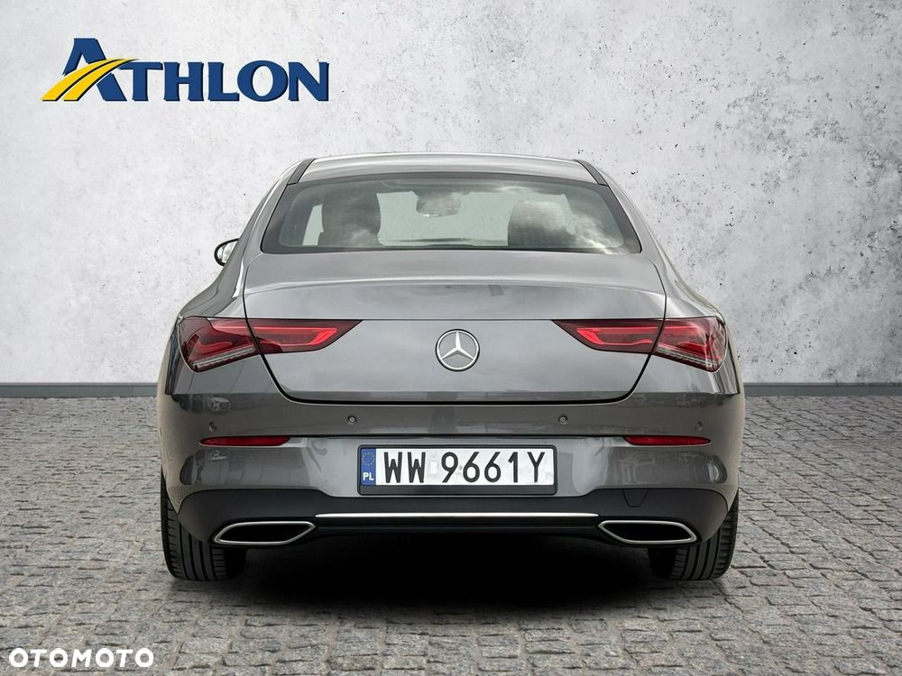 Mercedes-Benz CLA 180 7G-DCT Entry - 4