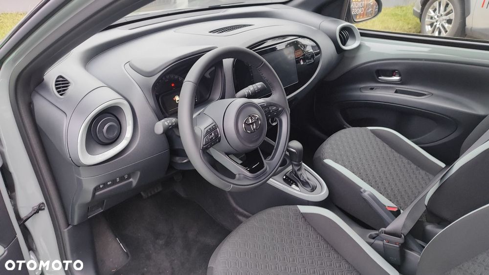 Toyota Aygo X 1.0 VVT-i Style CVT - 10