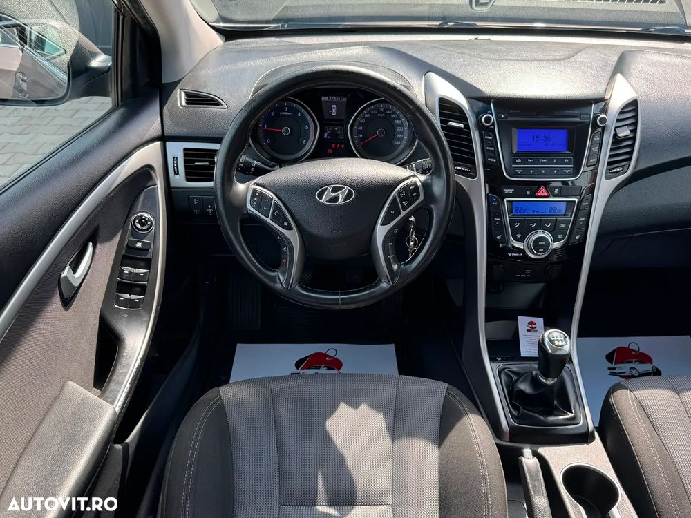 Hyundai i30 - 17