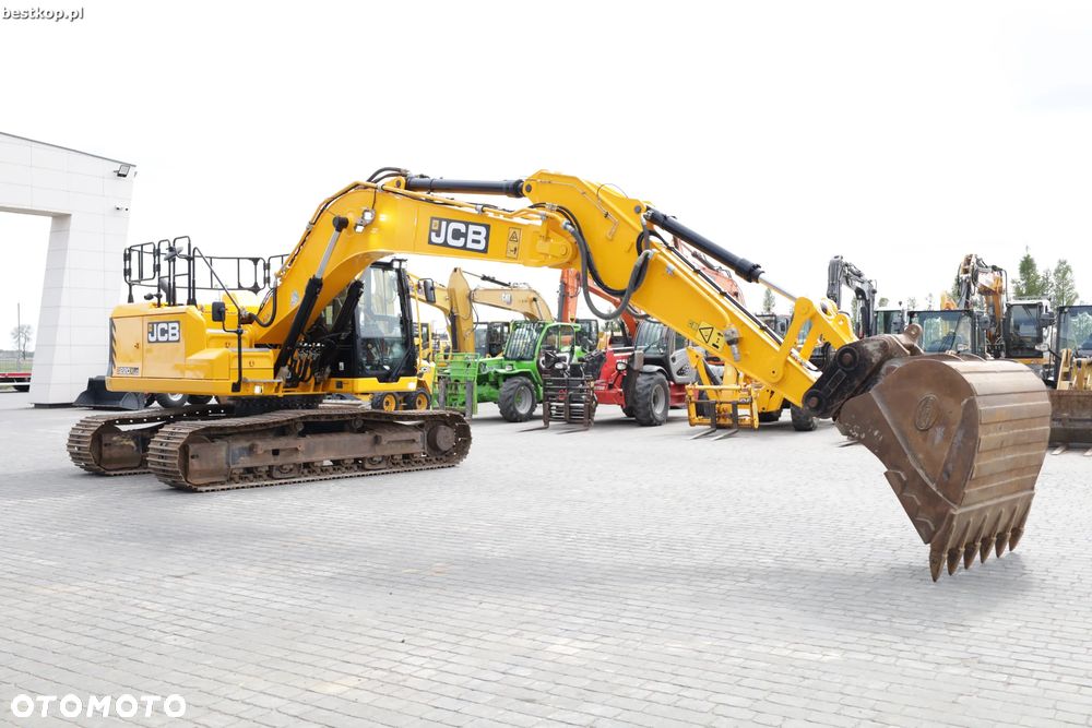 JCB 220X - 34