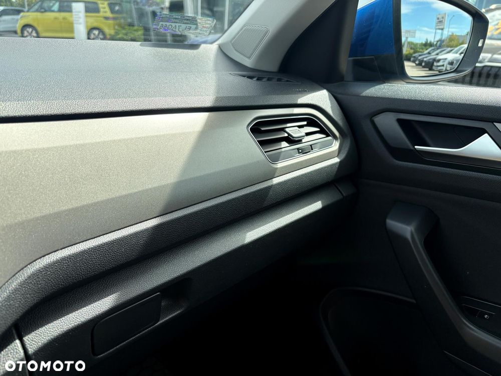 Volkswagen T-Roc 1.0 TSI Advance - 24