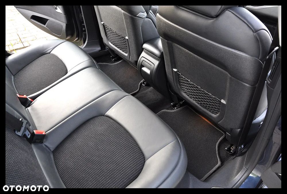 Citroën C5 2.0 HDi Exclusive - 22