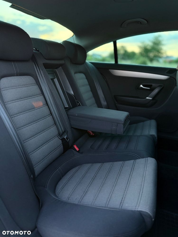 Volkswagen Passat CC 2.0 TDI DPF - 24