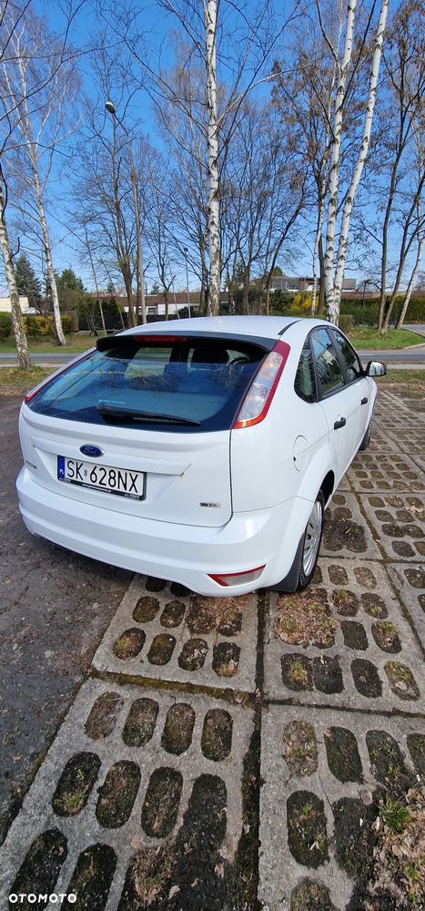 Ford Focus 1.6 TDCi Trend - 4