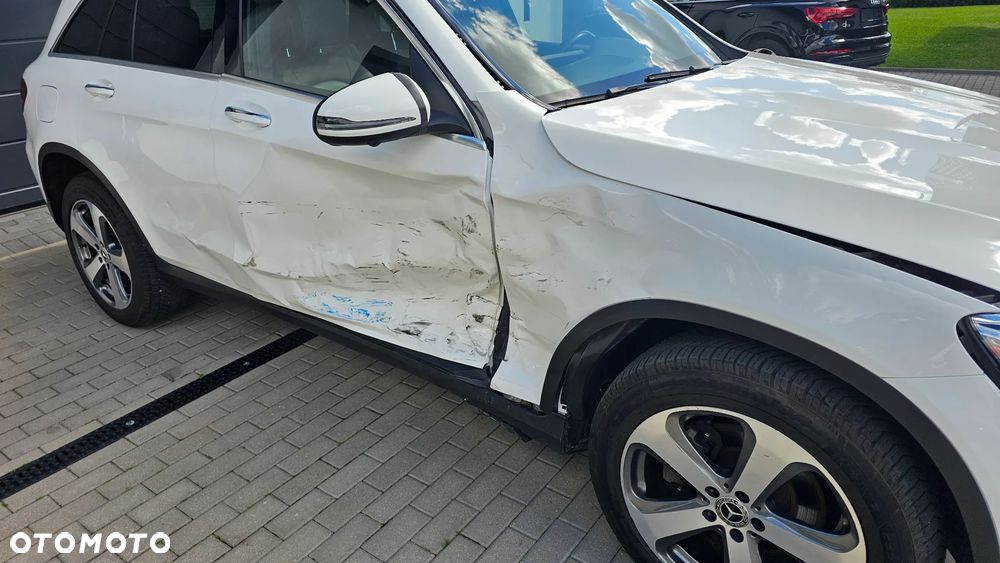 Mercedes-Benz GLC 300 4Matic 9G-TRONIC Exclusive - 7