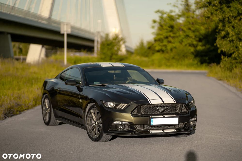 Ford Mustang 5.0 V8 GT - 1