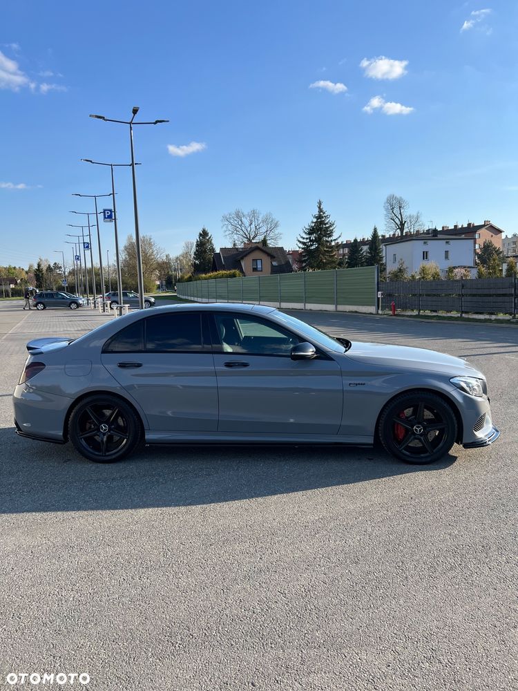 Mercedes-Benz Klasa C AMG 43 4Matic 9G-TRONIC - 4