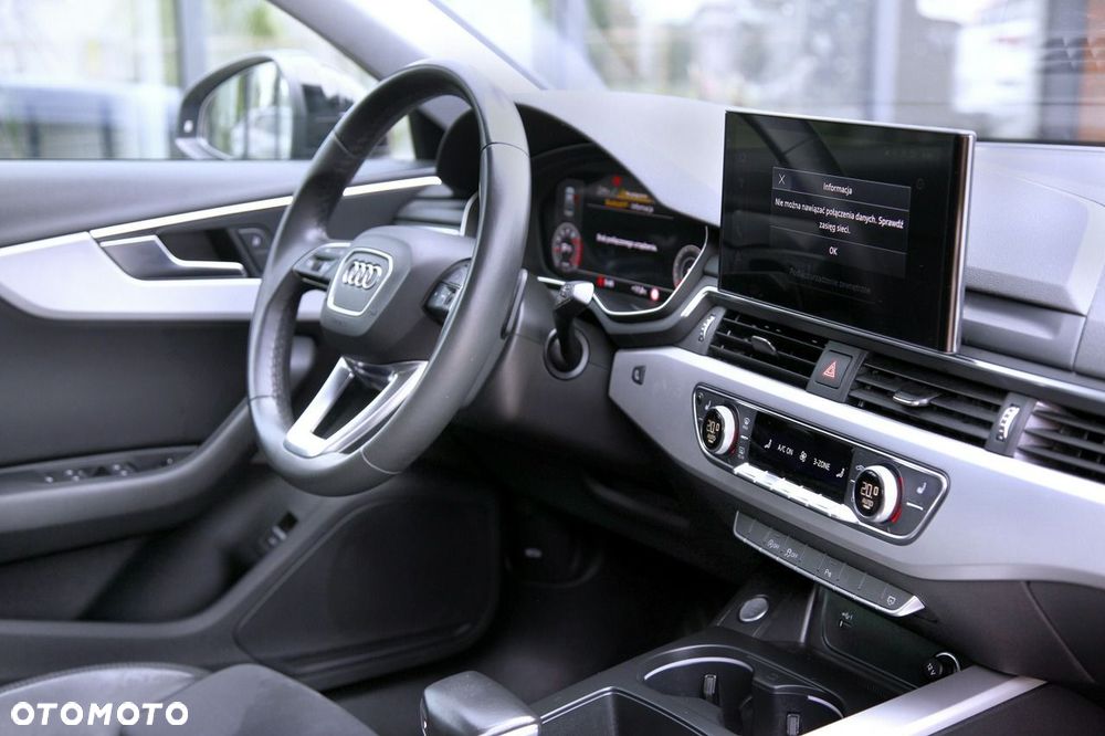 Audi A4 Limousine - 11