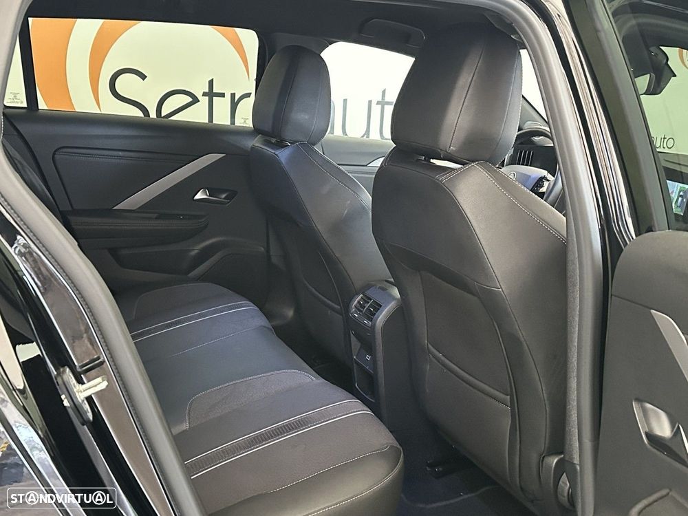 Opel Astra Sports Tourer 1.2 T GS Line Aut. - 12