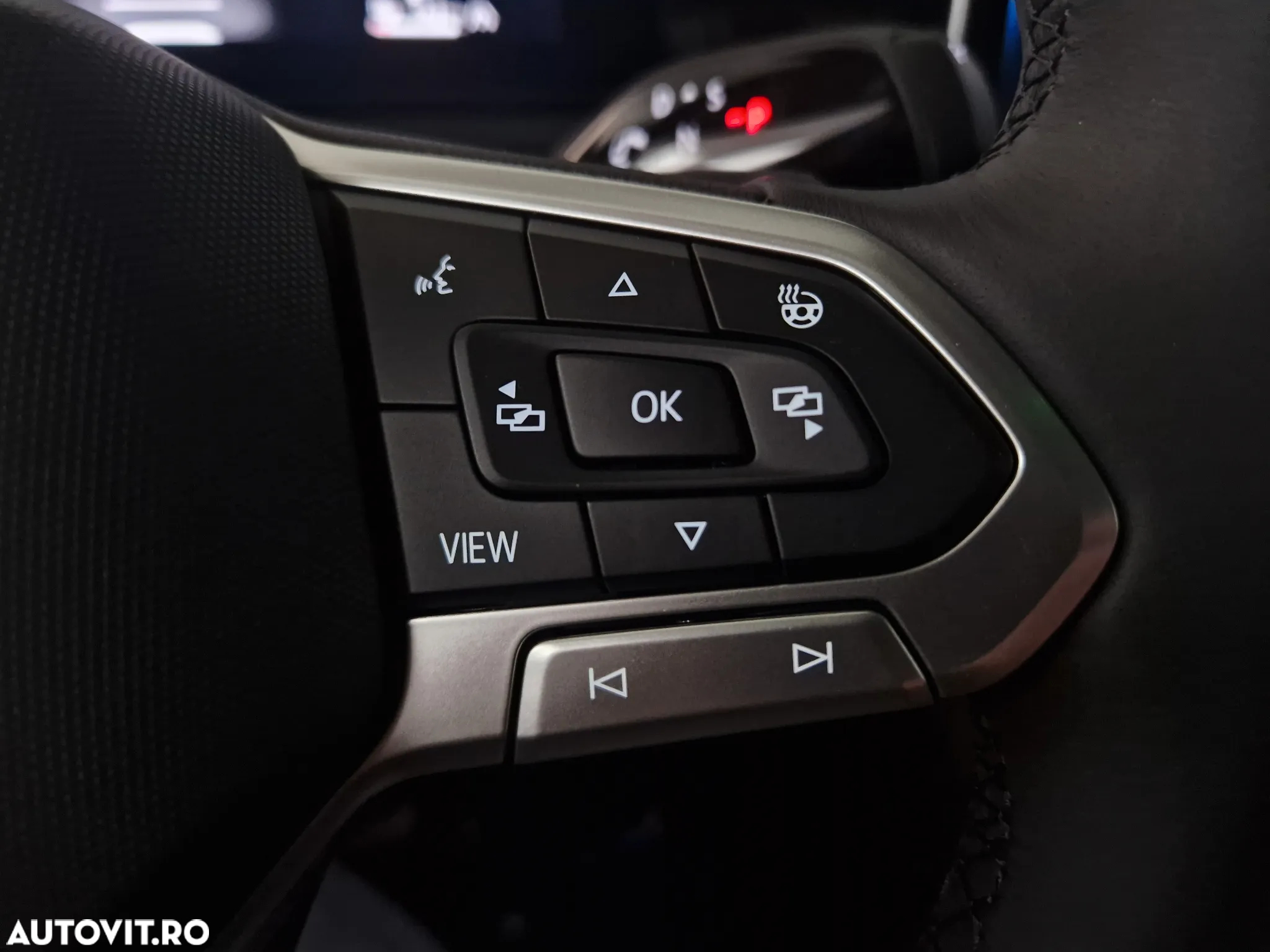 Volkswagen Tiguan - 19