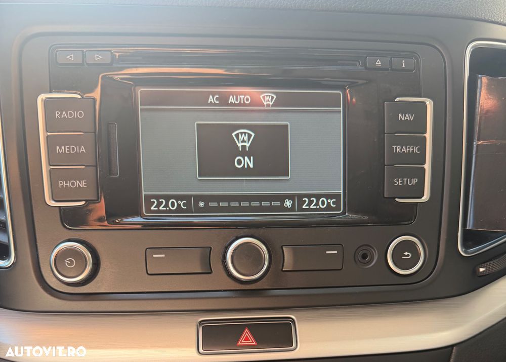 Volkswagen Sharan 2.0 TDI DSG BlueMotion Technology Highline - 13