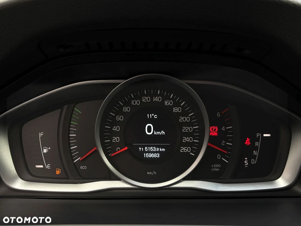 Volvo V60 D3 Geartronic Momentum Pro - 21