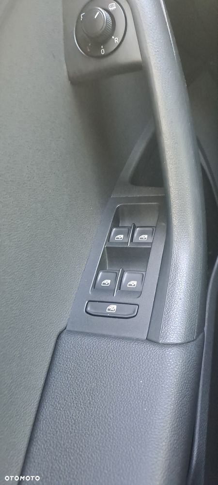 Skoda Octavia 2.0 TDI 4x4 Ambition DSG - 8