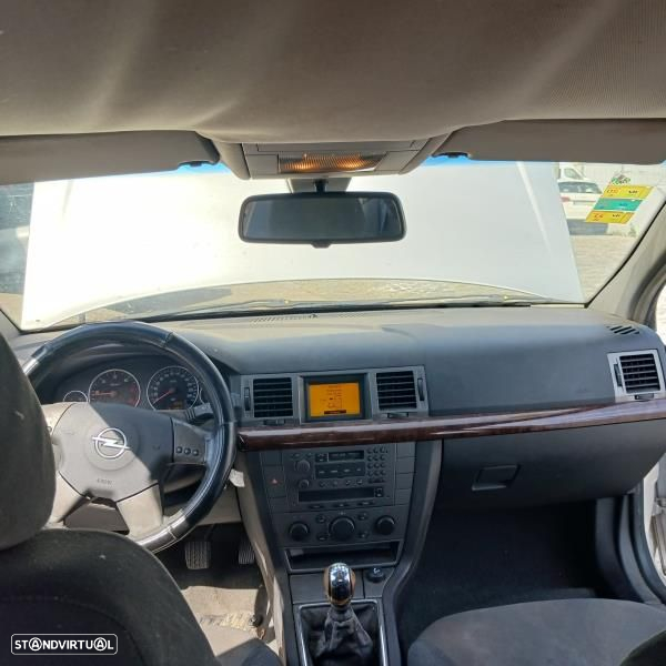 Para Peças Opel Vectra C (Z02) - 2