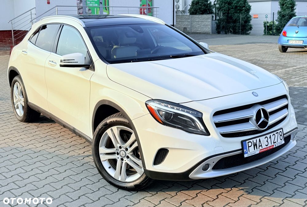 Mercedes-Benz GLA 250 7G-DCT UrbanStyle Edition - 37