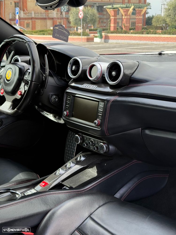 Ferrari California T - 34