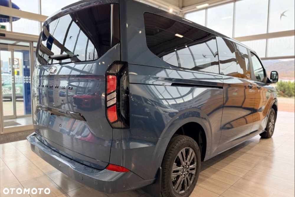Ford Tourneo Custom - 7