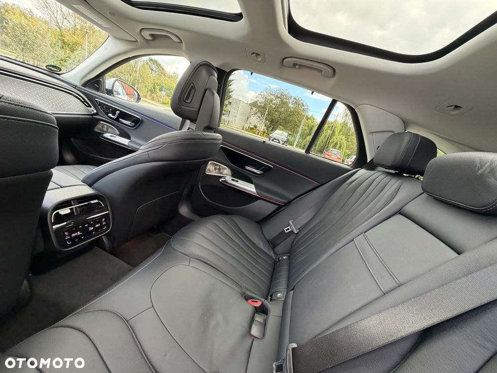 Mercedes-Benz Klasa E 300 Exclusive - 17