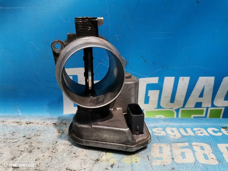 CORPO DE BORBOLETAS BMW SERIE 3 COUPE E92 - 1