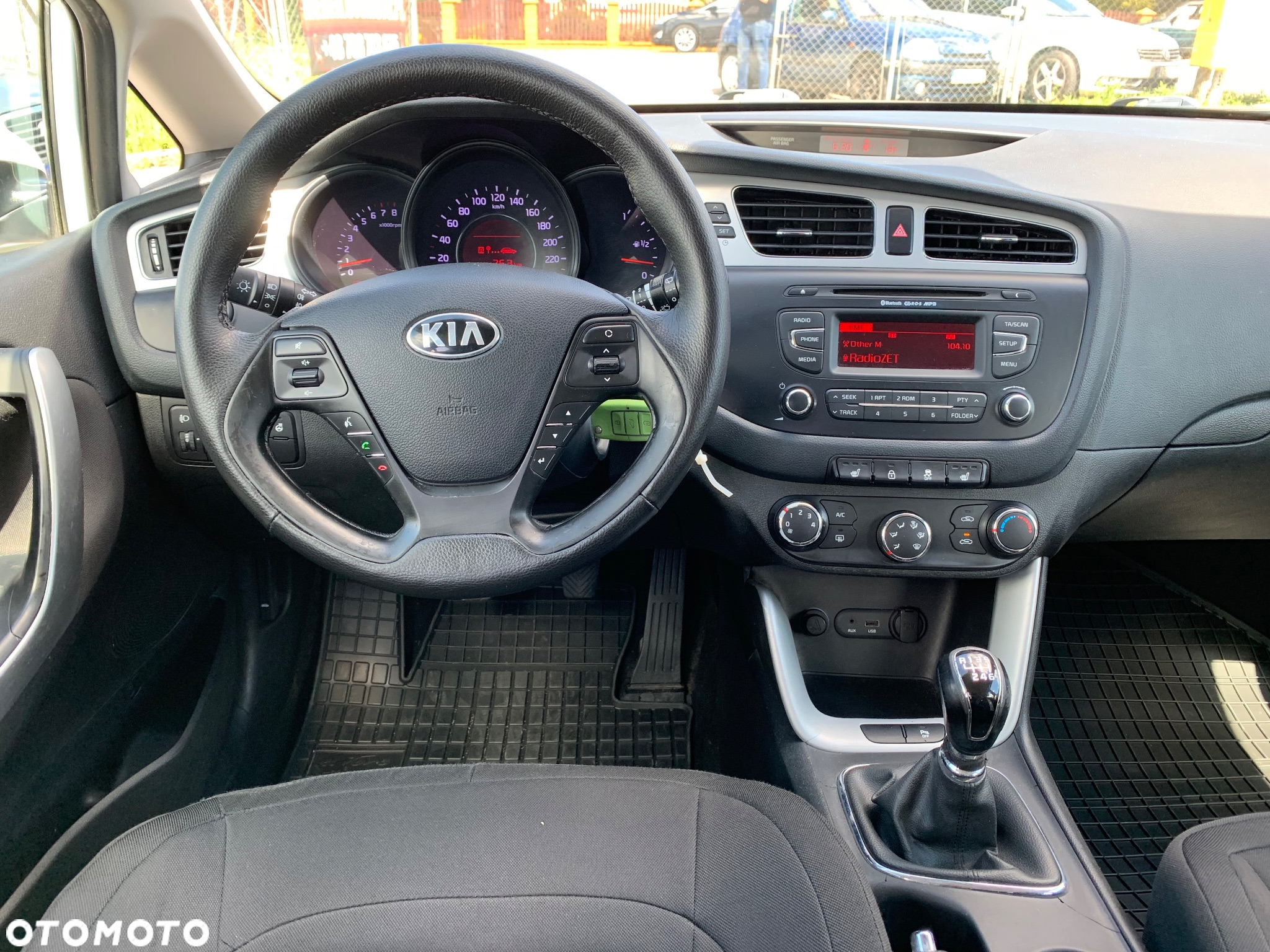 Kia Ceed 1.4 CVVT Attract - 21