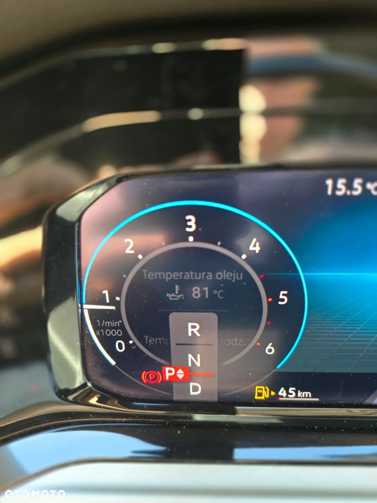 Volkswagen Golf - 28