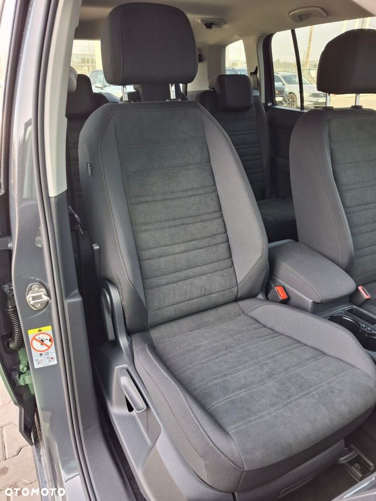 Volkswagen Touran 1.5 TSI EVO Comfortline DSG - 22