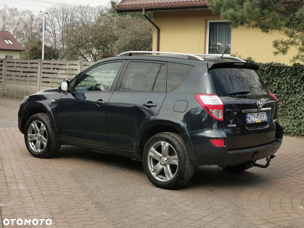 Toyota RAV4 2.2 D-CAT 4x4 Executive - 4