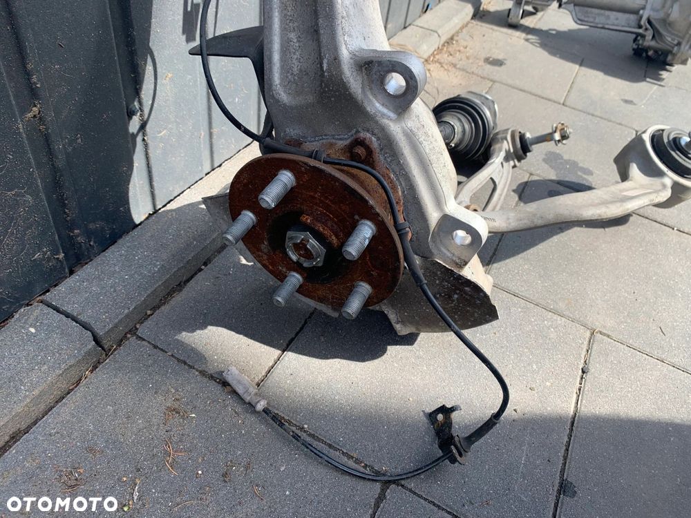 ZAWIESZENIE LEWE PRZÓD PÓŁOŚ ZWROTNICA WAHACZE LAND ROVER DEFENDER L663 - 4