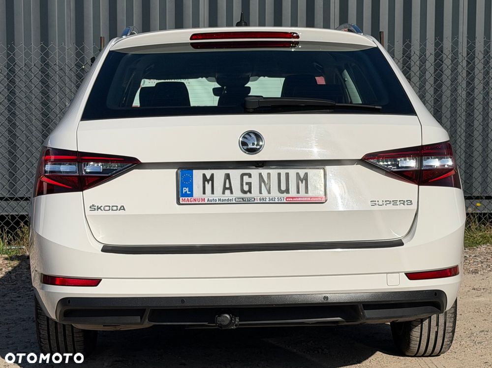 Skoda Superb 1.4 TSI ACT Sportline DSG - 31