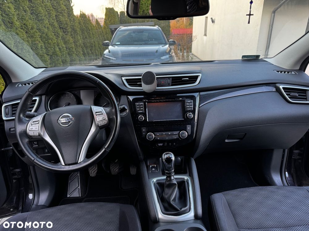 Nissan Qashqai 1.6 DIG-T N-Connecta - 21