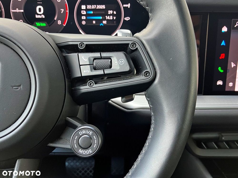 Porsche Cayenne - 29