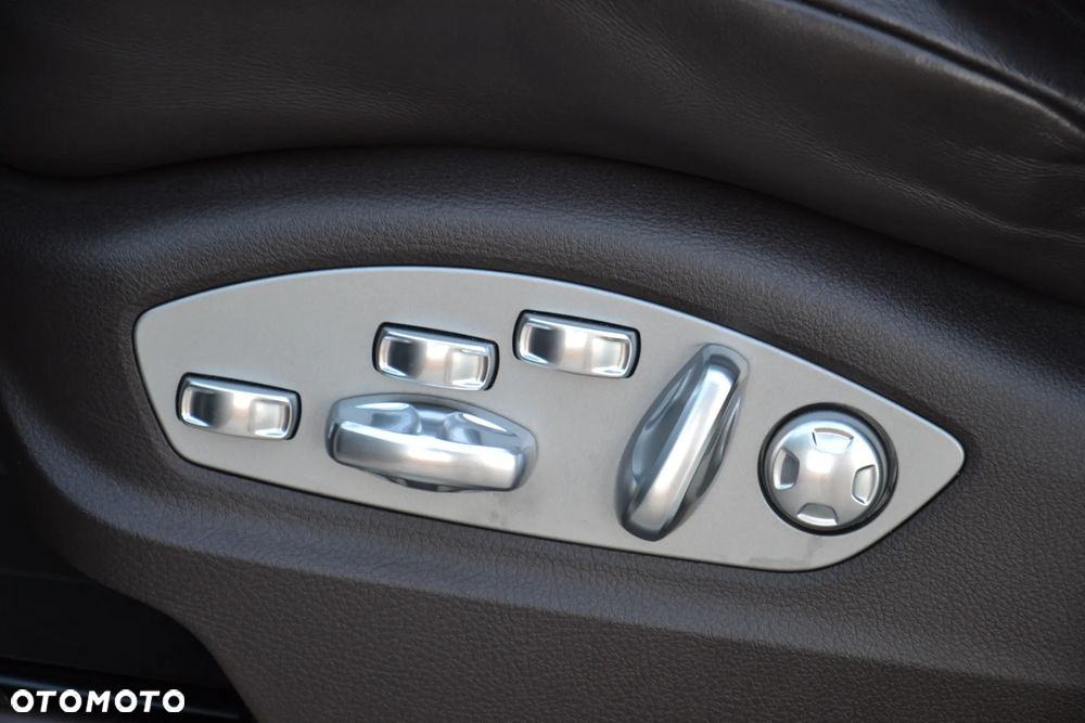 Porsche Cayenne Diesel Platinum Edition - 17