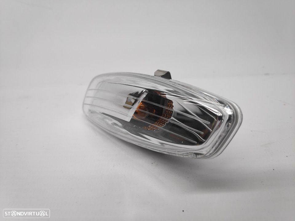 pisca espelho retrovisor  Peugeot 207 3008 308 5008  / Citroen C3 C4 C5 DS3 DS4 (novo) - 2