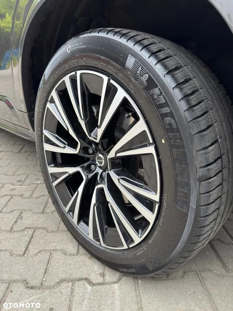 Volvo XC 90 T8 AWD Plug-In Hybrid Ultra Dark 7os - 23