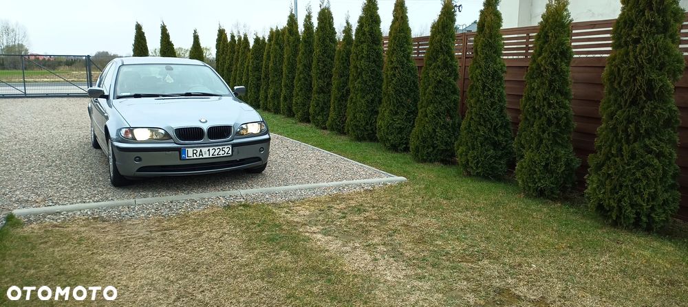 BMW Seria 3 318d - 1