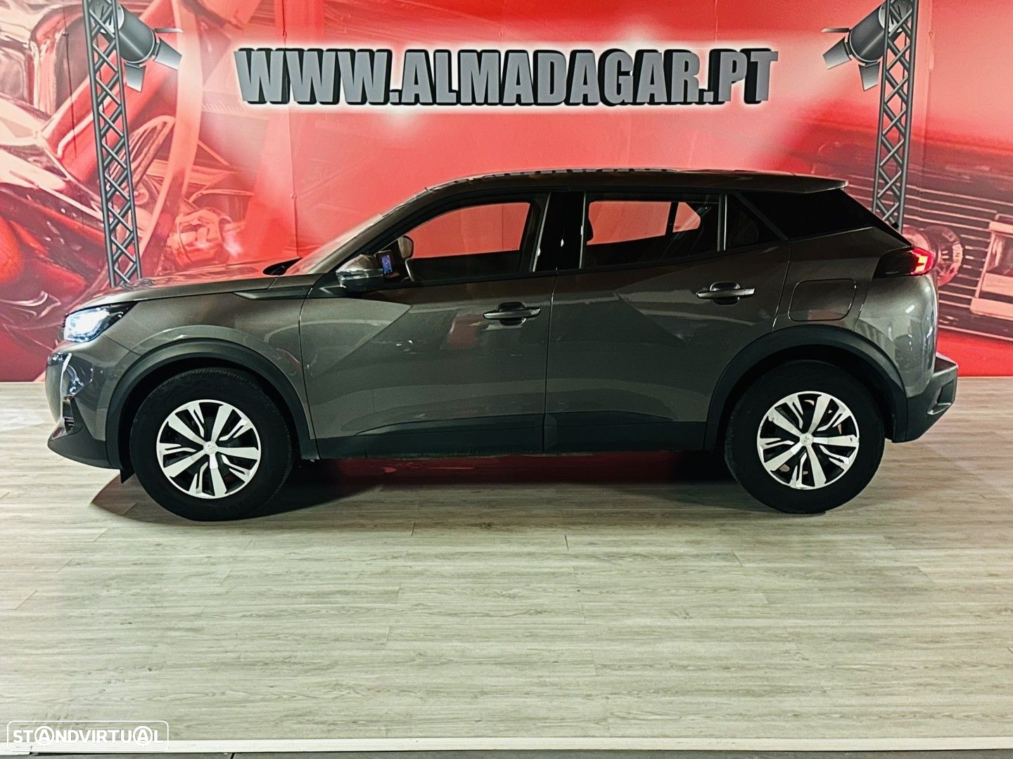 Peugeot 2008 1.2 PureTech Active Pack - 2