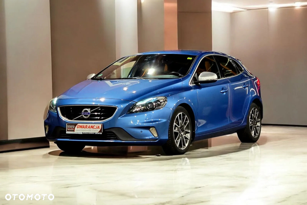 Volvo V40 D2 Drive-E R-Design Momentum