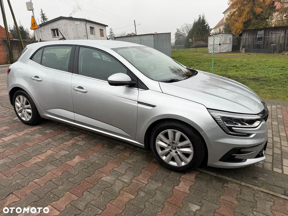 Renault Megane 1.5 Blue dCi Intens - 8
