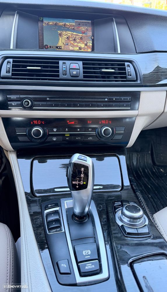 BMW 5 Series 2015 photo 3