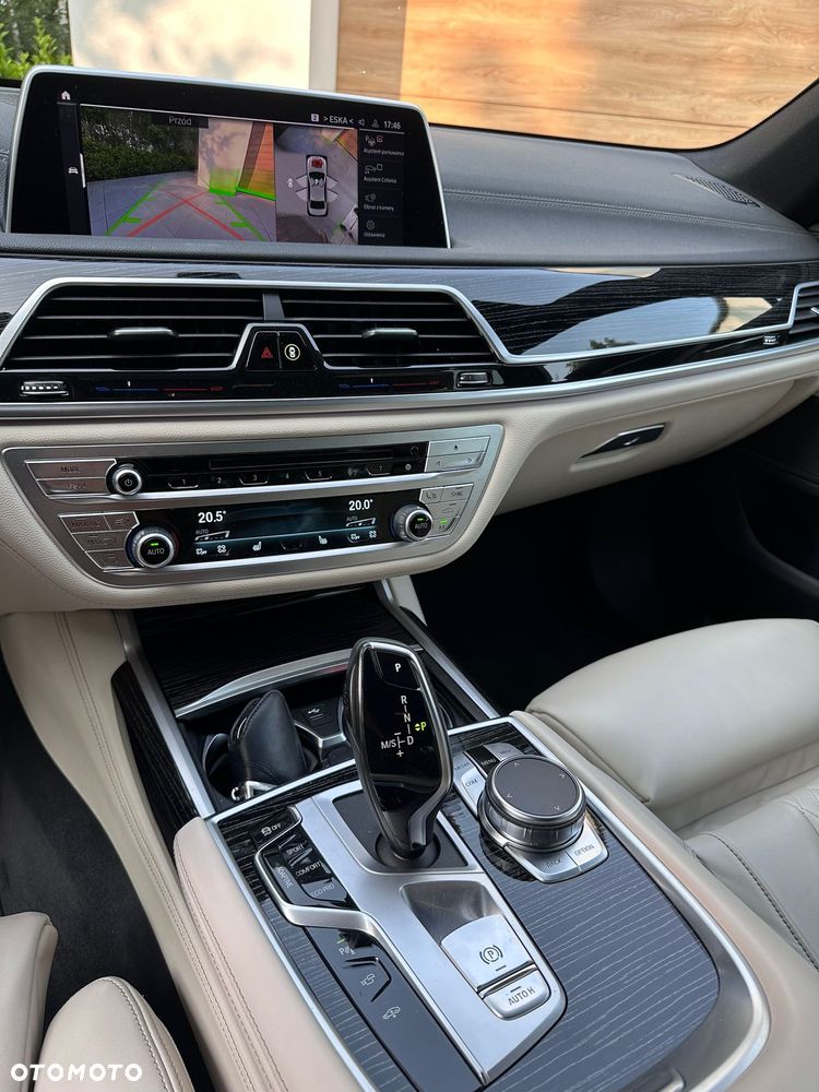 BMW Seria 7 740d xDrive - 10