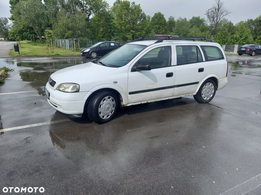 Opel Astra 1.4 GL / Club - 2