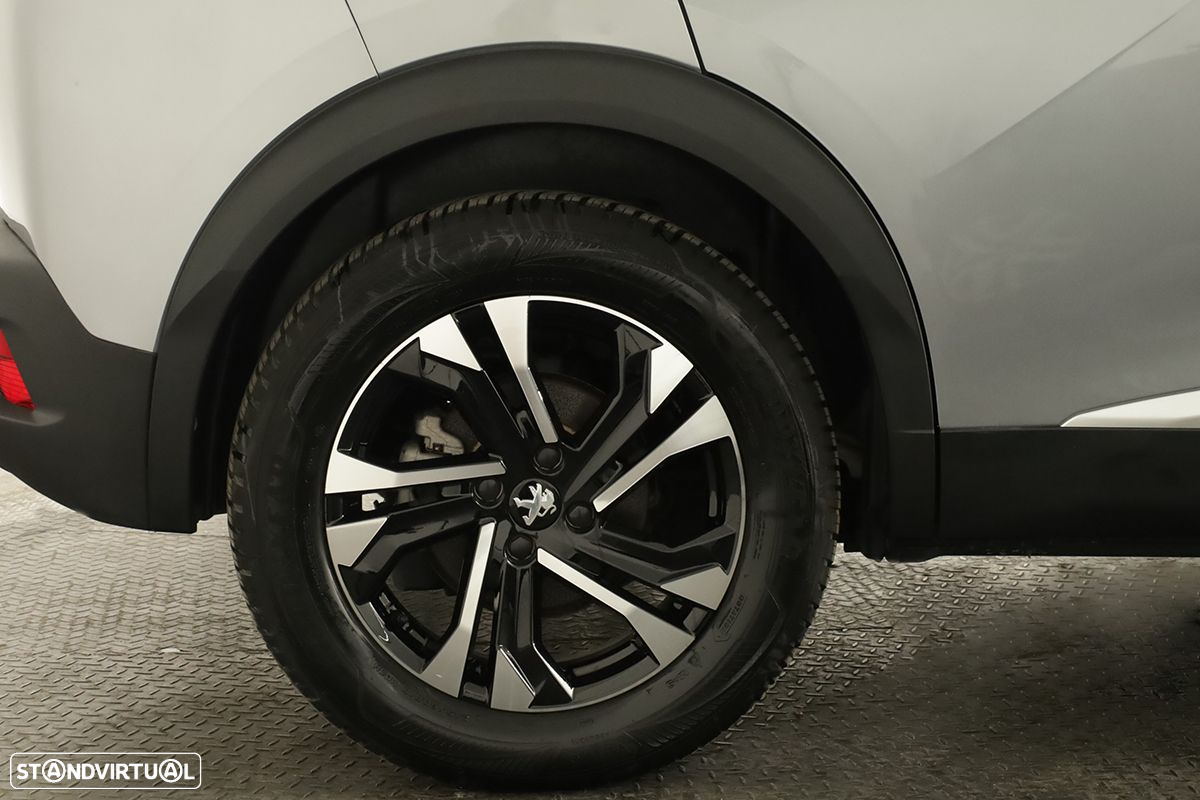 Peugeot e-2008 50 kWh GT - 5