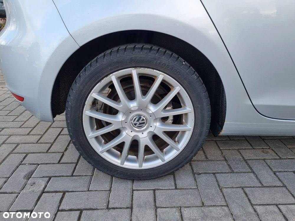 Volkswagen Golf 1.6 TDI DPF DSG Style - 10