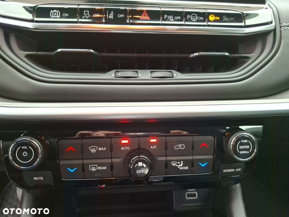 Jeep Compass 1.3 T4 PHEV 4xe Limited S&S - 25