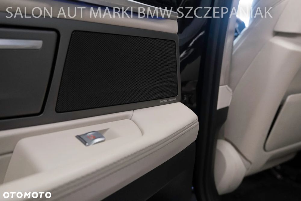 BMW Seria 7 750d xDrive - 28