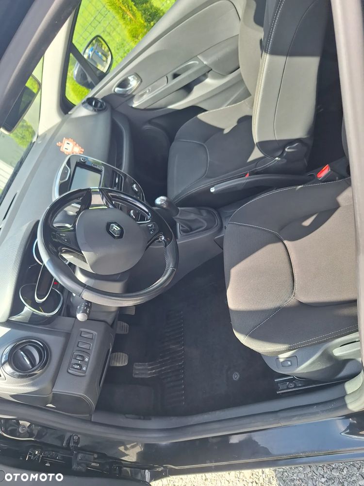 Renault Clio 1.2 16V Business - 10