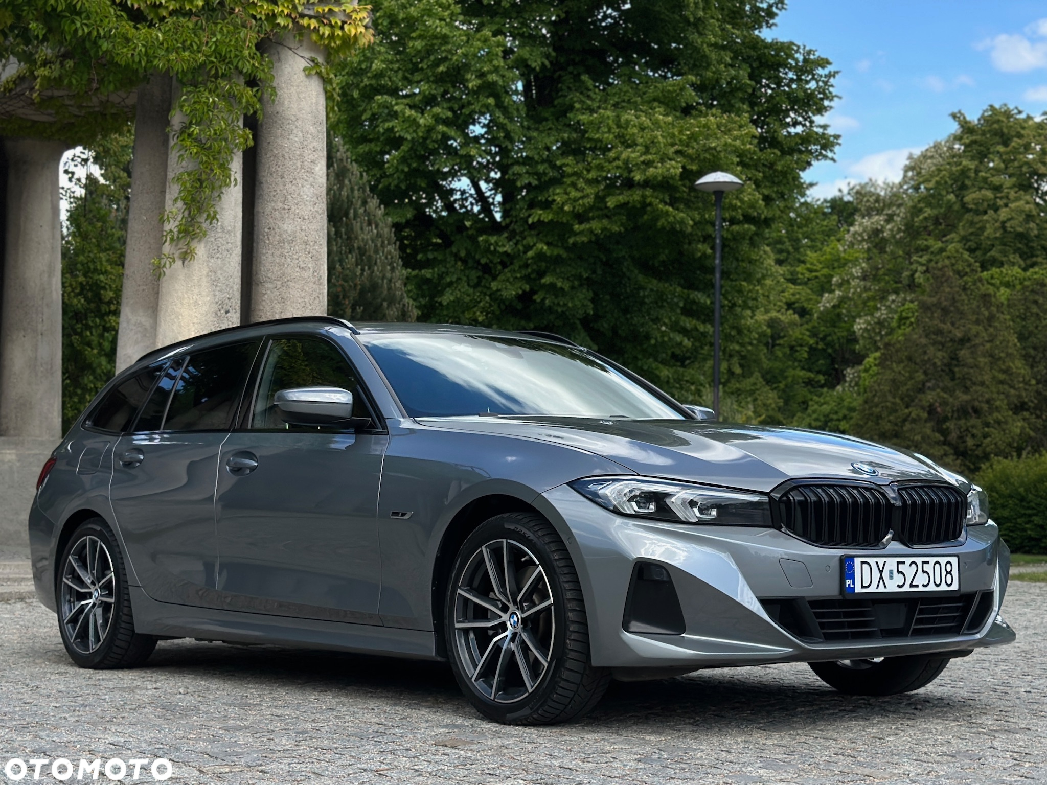 BMW Seria 3 330i Sport - 2
