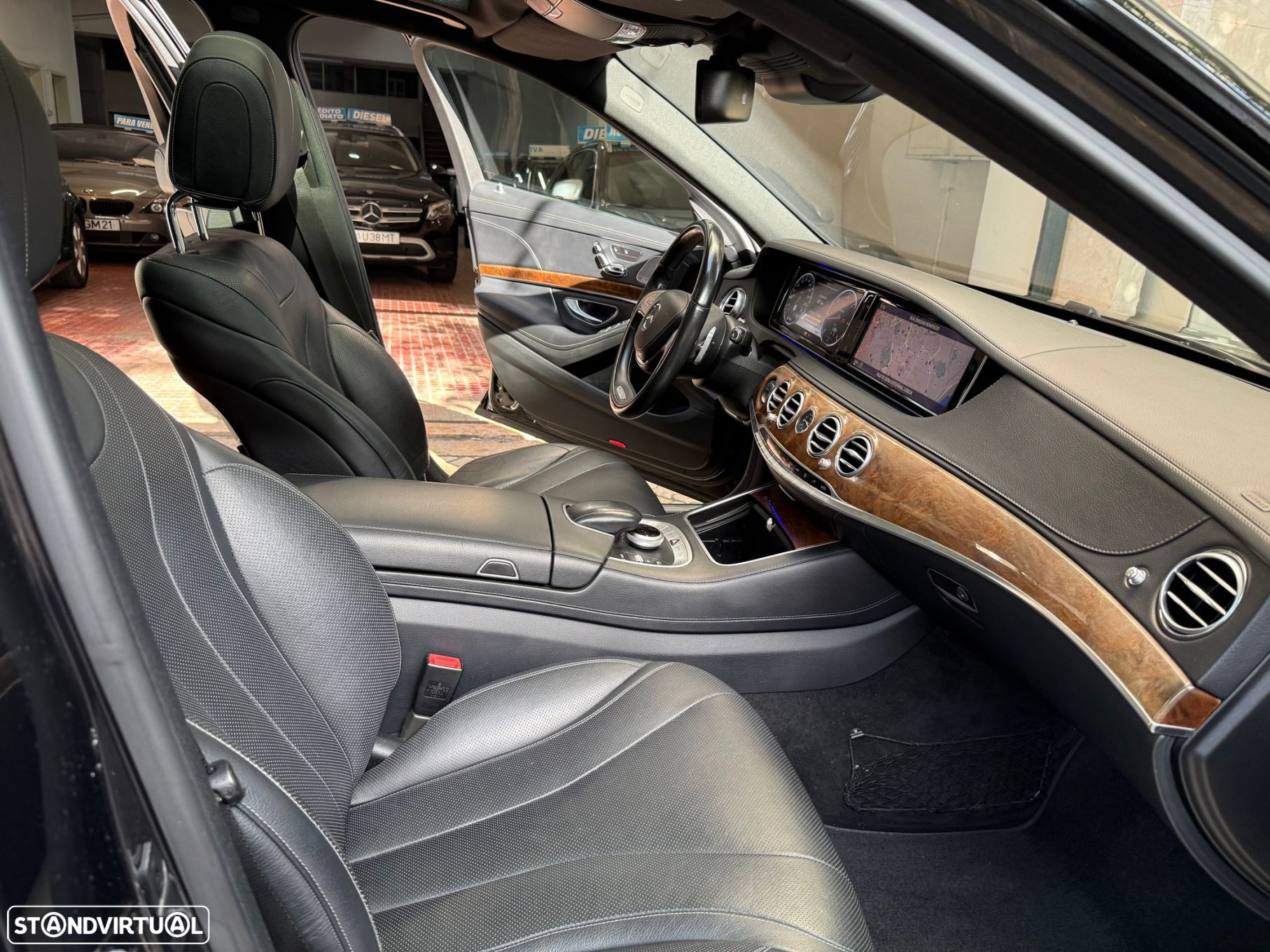 Mercedes-Benz S 350 BlueTEC DPF 4Matic 7G-TRONIC - 23